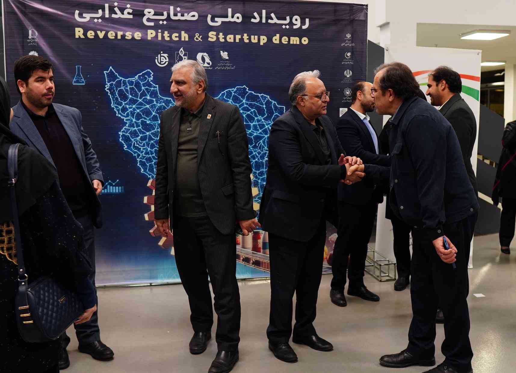 سخنرانی آقای مهندس خبیری در کارخانه علم و فناوری-3