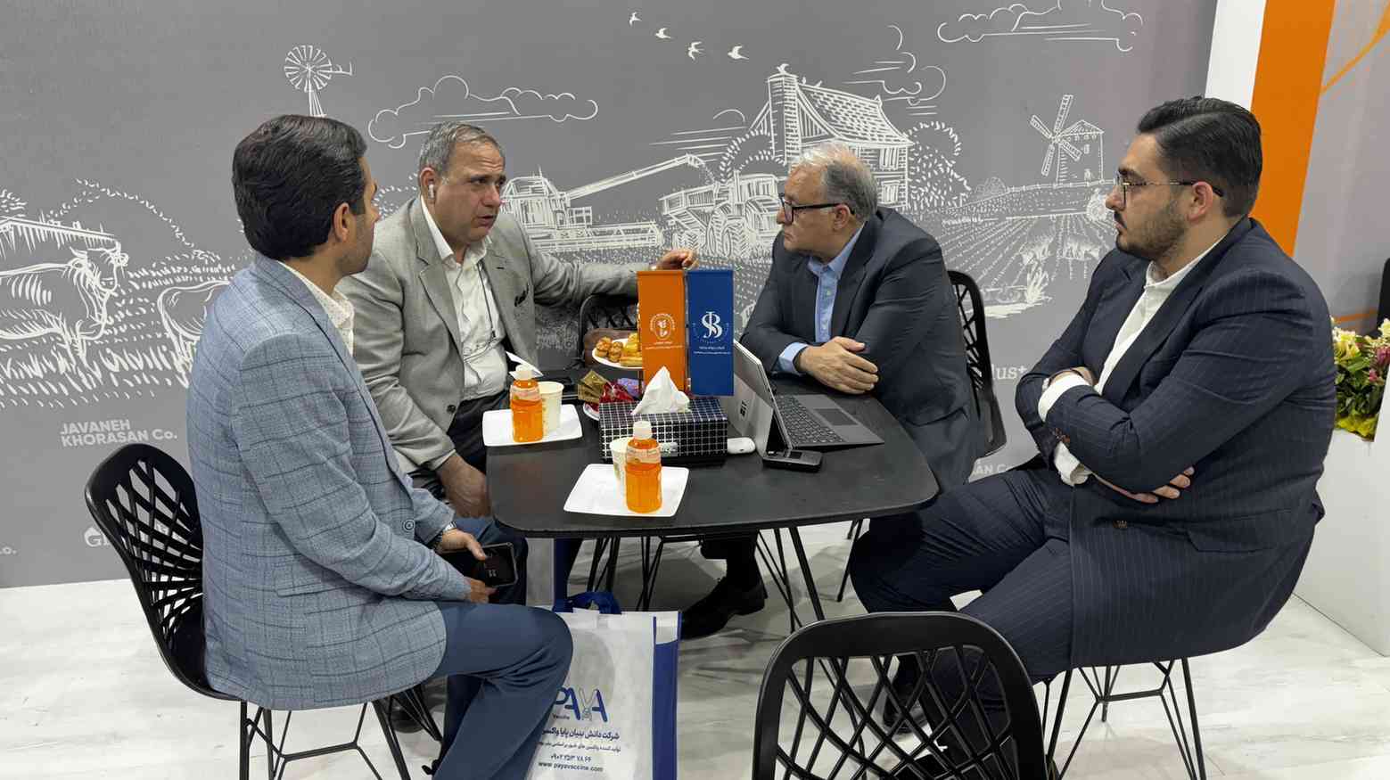 نمایشگاه expo-8